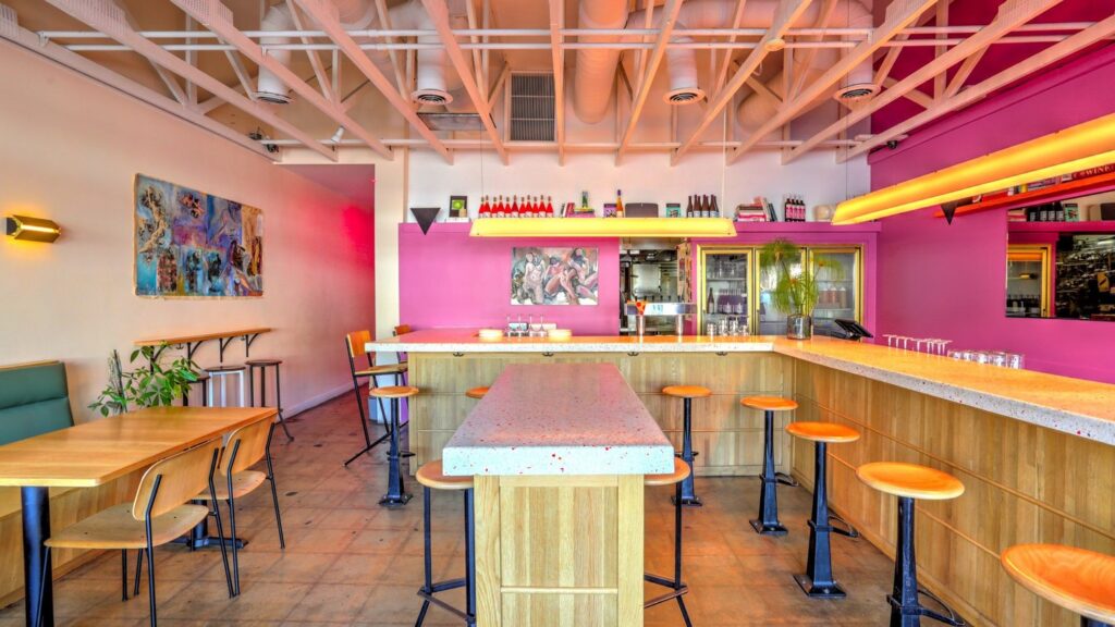 The-Ruby-Fruit-wine-bar-lesbian-bar-in-LA-Lesbainearth.com