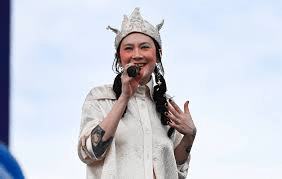 Japanese-Breakfast-lThe-Queer-Women-Who-Ruled-Coachella-2025:-Lesbian-Artists,-Big-Moments-&-Historic-Firsts