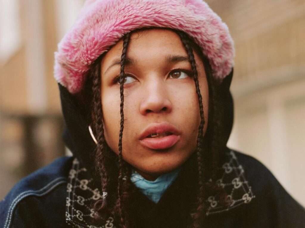 Lava-La-Rue-The-Queer-Women-Who-Ruled-Coachella-2025:-Lesbian-Artists,-Big-Moments-&-Historic-Firsts-by-LesbianEarth-for-Your-Lesbian-World-Newsletter