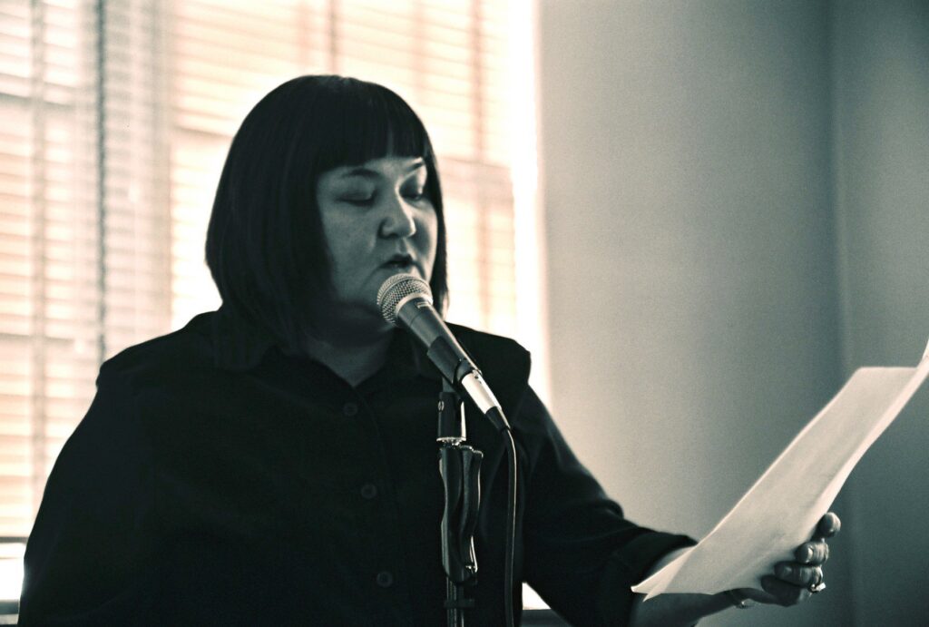 Mary-at-the-Harwood-Your-Lesbian-world-Newlsetter-lesbianearth.com