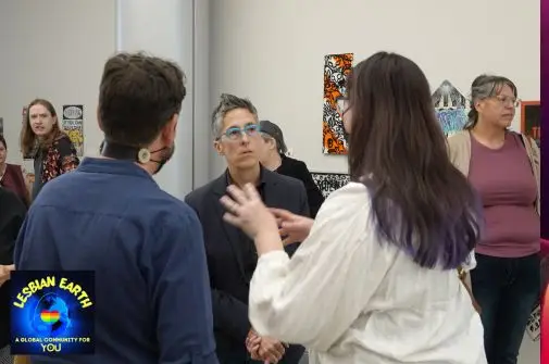 Lesbian-Queer-Women-Gathering-Before-Alison-Bechdel-Event-by-Lesbian-Earth-Newsletter-and-LesbianEarth