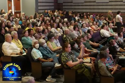 Alison-Bechdel-Speaks-to-Sold-Out-Crowd-in-Albuquerque-NM-by-Lesbian-Earth-Newsletter-and-LesbianEarth