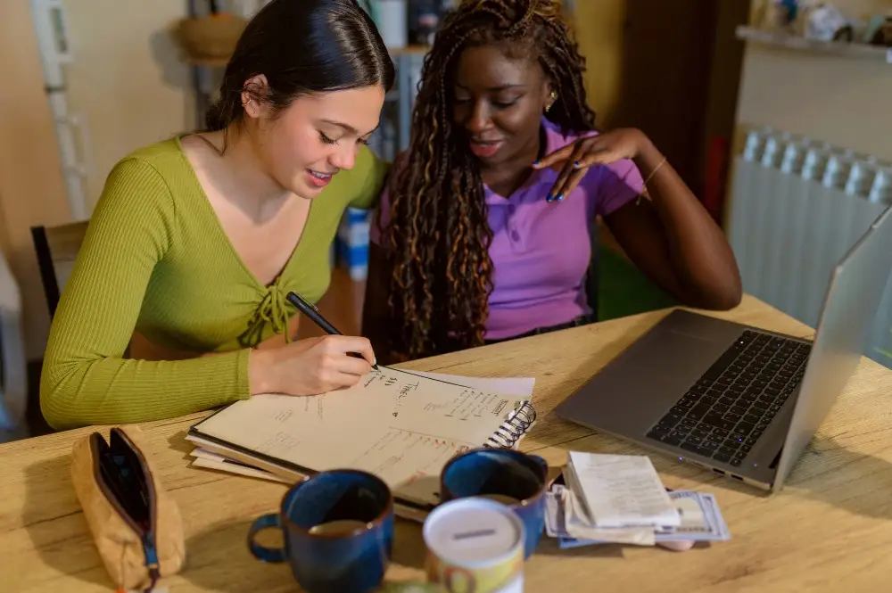 lesbian-queer-women-financial-security-2026-your-lesbian-world-newsletter-lesbian-earth