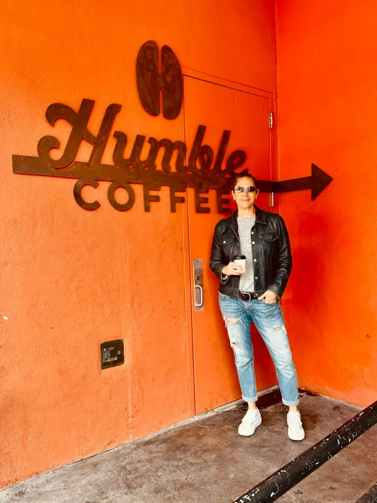 dana-goldberg-humble-coffee-albuquerque-your-lesbian-world-lesbianearth.jpg