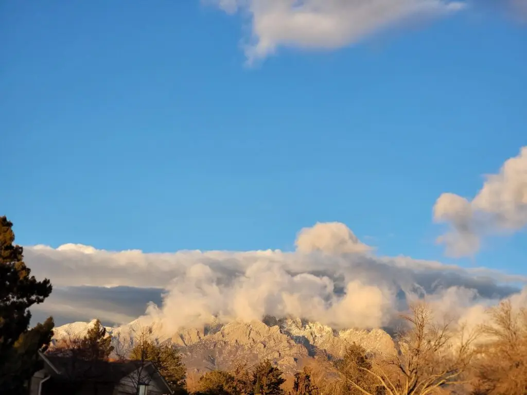 The-Sandia- Mountains-remind- us-that -the-global-story-of-our-changing-planet-is-also-a local-one-Your-Lebian-world-LesbianEarth.jpeg